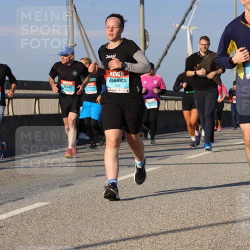 03.10.2025 - Köhlbrandbrückenlauf Strokosch-Dieckow http://msf.ph/oto/9112092 03.10.2025 09:45:15 Position 2 1335, 1369, 1849 meine-sportfotos.de