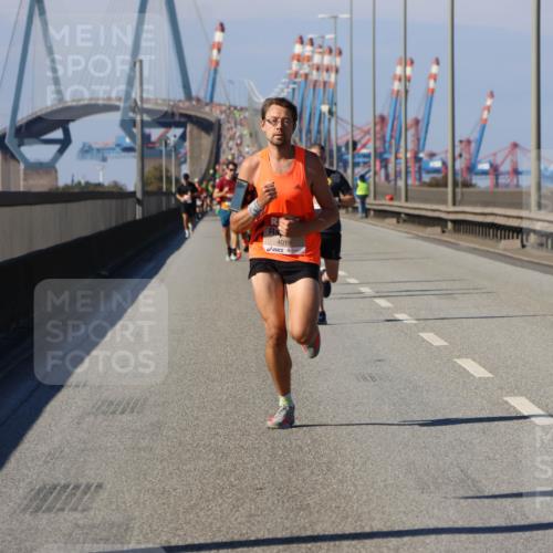 03.10.2025 - Köhlbrandbrückenlauf Strokosch-Dieckow http://msf.ph/oto/9112114 03.10.2025 12:40:55 Position 3 4019 meine-sportfotos.de