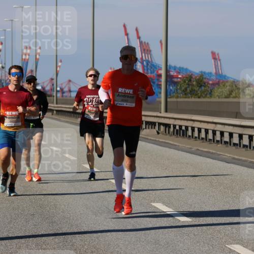 03.10.2025 - Köhlbrandbrückenlauf Strokosch-Dieckow http://msf.ph/oto/9112256 03.10.2025 12:41:10 Position 3 6422, 2013, 4040 meine-sportfotos.de