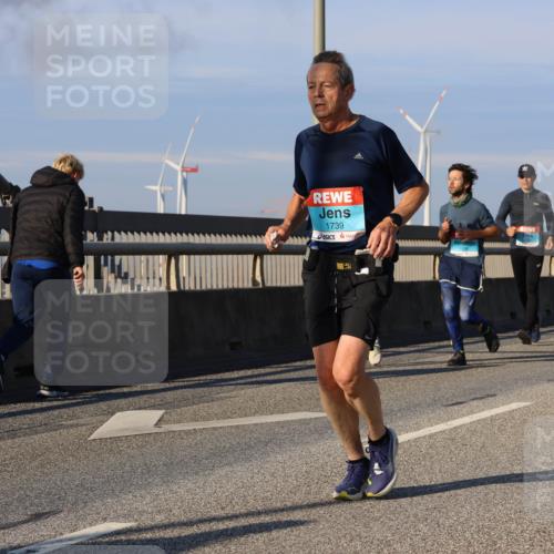 03.10.2025 - Köhlbrandbrückenlauf Strokosch-Dieckow http://msf.ph/oto/9112334 03.10.2025 09:45:40 Position 2 1739 meine-sportfotos.de