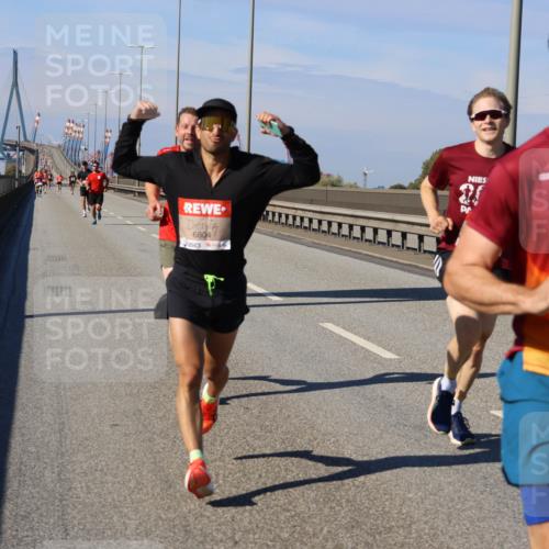 03.10.2025 - Köhlbrandbrückenlauf Strokosch-Dieckow http://msf.ph/oto/9112363 03.10.2025 12:41:15 Position 3 6804, 6422 meine-sportfotos.de