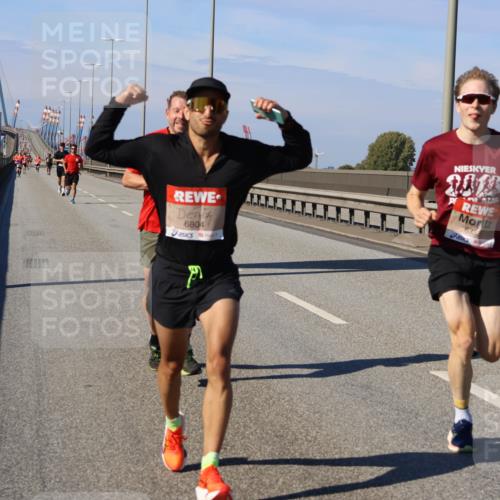 03.10.2025 - Köhlbrandbrückenlauf Strokosch-Dieckow http://msf.ph/oto/9112380 03.10.2025 12:41:15 Position 3 6804, 2015, 633 meine-sportfotos.de