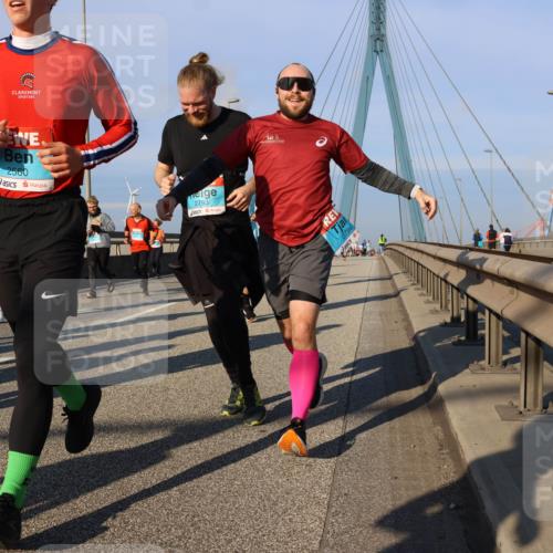03.10.2025 - Köhlbrandbrückenlauf Strokosch-Dieckow http://msf.ph/oto/9112518 03.10.2025 09:45:56 Position 2 1163, 0, 2560, 2793, 2794 meine-sportfotos.de