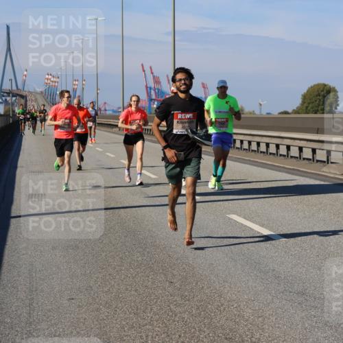 03.10.2025 - Köhlbrandbrückenlauf Strokosch-Dieckow http://msf.ph/oto/9112536 03.10.2025 12:41:42 Position 3  meine-sportfotos.de