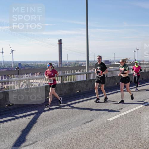 03.10.2025 - Köhlbrandbrückenlauf Michael Burmester http://msf.ph/oto/9112538 03.10.2025 12:54:35 Position 2  meine-sportfotos.de