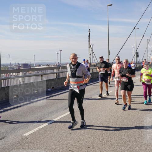 03.10.2025 - Köhlbrandbrückenlauf Michael Burmester http://msf.ph/oto/9112592 03.10.2025 12:54:37 Position 2  meine-sportfotos.de