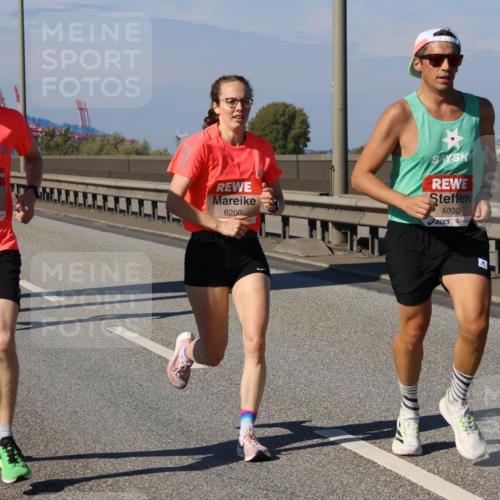 03.10.2025 - Köhlbrandbrückenlauf Strokosch-Dieckow http://msf.ph/oto/9112605 03.10.2025 12:41:46 Position 3 5710, 6200, 4030 meine-sportfotos.de