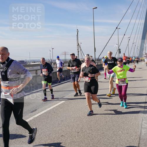03.10.2025 - Köhlbrandbrückenlauf Michael Burmester http://msf.ph/oto/9112640 03.10.2025 12:54:38 Position 2  meine-sportfotos.de