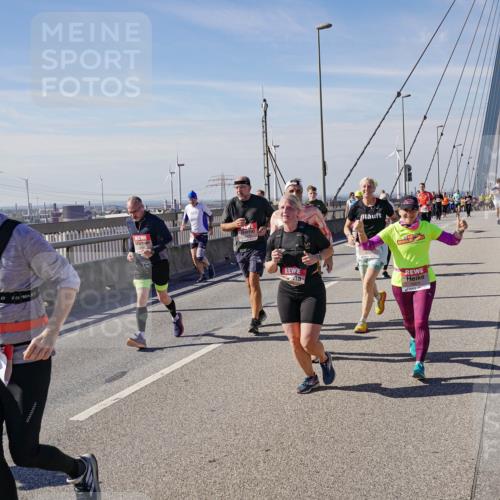 03.10.2025 - Köhlbrandbrückenlauf Michael Burmester http://msf.ph/oto/9112648 03.10.2025 12:54:38 Position 2  meine-sportfotos.de