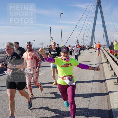 03.10.2025 - Köhlbrandbrückenlauf Michael Burmester http://msf.ph/oto/9112683 03.10.2025 12:54:40 Position 2 4583, 29 meine-sportfotos.de