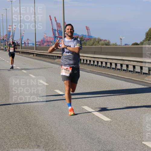 03.10.2025 - Köhlbrandbrückenlauf Strokosch-Dieckow http://msf.ph/oto/9112687 03.10.2025 12:41:52 Position 3 5002 meine-sportfotos.de