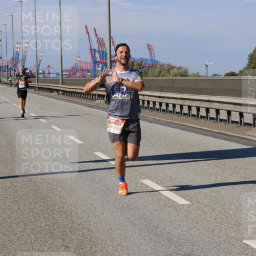 03.10.2025 - Köhlbrandbrückenlauf Strokosch-Dieckow http://msf.ph/oto/9112693 03.10.2025 12:41:52 Position 3  meine-sportfotos.de