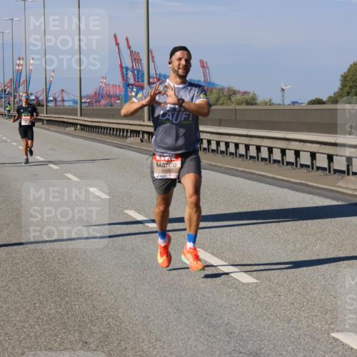 03.10.2025 - Köhlbrandbrückenlauf Strokosch-Dieckow http://msf.ph/oto/9112698 03.10.2025 12:41:52 Position 3 6002 meine-sportfotos.de