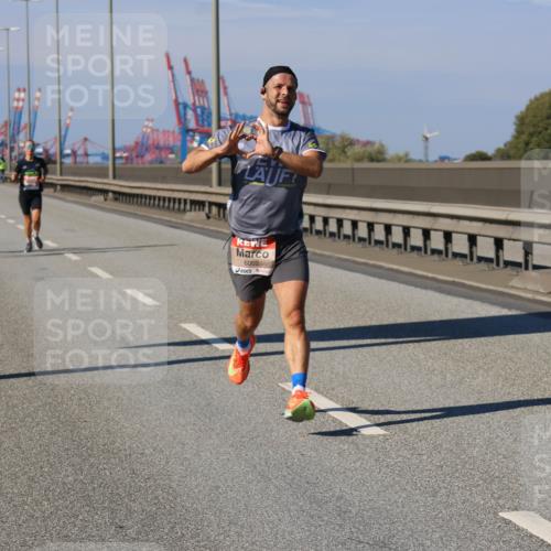 03.10.2025 - Köhlbrandbrückenlauf Strokosch-Dieckow http://msf.ph/oto/9112705 03.10.2025 12:41:52 Position 3 6002 meine-sportfotos.de