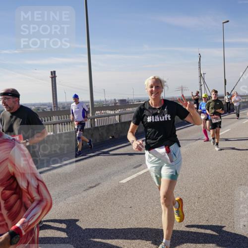 03.10.2025 - Köhlbrandbrückenlauf Michael Burmester http://msf.ph/oto/9112742 03.10.2025 12:54:41 Position 2  meine-sportfotos.de
