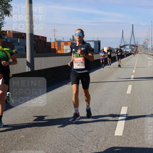 03.10.2025 - Köhlbrandbrückenlauf Strokosch-Dieckow http://msf.ph/oto/9112778 03.10.2025 12:42:00 Position 3 817, 6621, 4060 meine-sportfotos.de