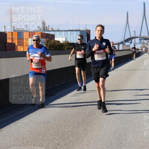 03.10.2025 - Köhlbrandbrückenlauf Strokosch-Dieckow http://msf.ph/oto/9112808 03.10.2025 12:42:05 Position 3 4023, 4598 meine-sportfotos.de