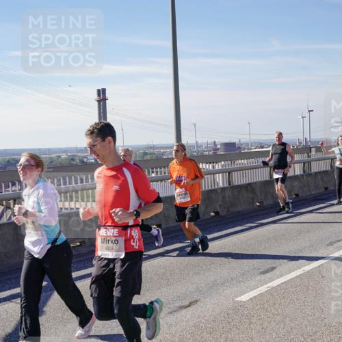 03.10.2025 - Köhlbrandbrückenlauf Michael Burmester http://msf.ph/oto/9112876 03.10.2025 12:54:47 Position 2 4904 meine-sportfotos.de