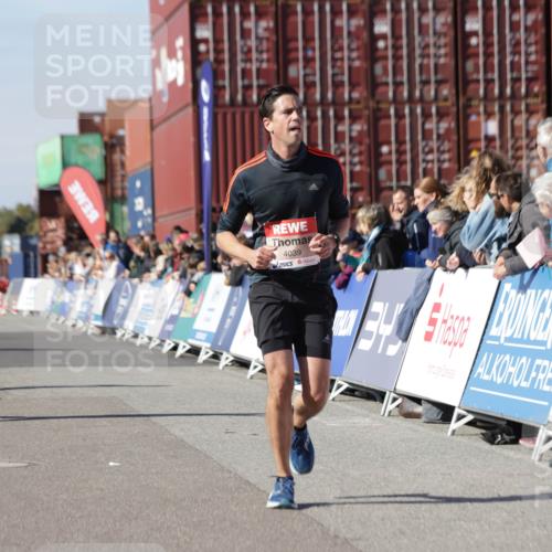 03.10.2025 - Köhlbrandbrückenlauf Jannik Wohlers http://msf.ph/oto/9112900 03.10.2025 13:01:06 Ziel 4039, 4069, 4140, 4177, 4407, 4425, 4512, 4820, 5779, 6614 meine-sportfotos.de
