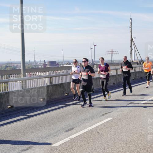 03.10.2025 - Köhlbrandbrückenlauf Michael Burmester http://msf.ph/oto/9112950 03.10.2025 12:54:53 Position 2  meine-sportfotos.de