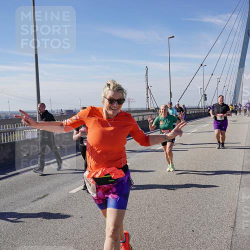 03.10.2025 - Köhlbrandbrückenlauf Michael Burmester http://msf.ph/oto/9113015 03.10.2025 12:54:56 Position 2  meine-sportfotos.de