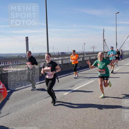 03.10.2025 - Köhlbrandbrückenlauf Michael Burmester http://msf.ph/oto/9113024 03.10.2025 12:54:57 Position 2  meine-sportfotos.de