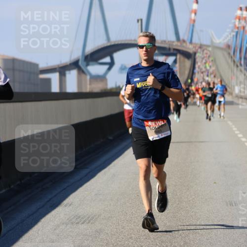 03.10.2025 - Köhlbrandbrückenlauf Strokosch-Dieckow http://msf.ph/oto/9113026 03.10.2025 12:42:32 Position 3 4106, 6683 meine-sportfotos.de