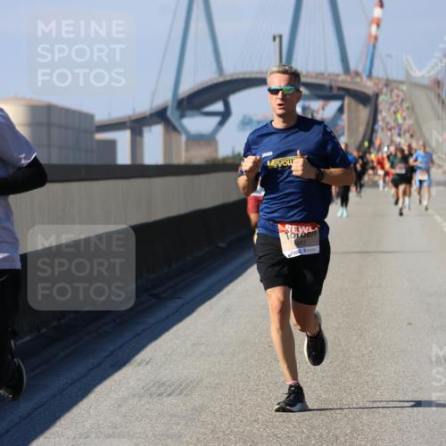 03.10.2025 - Köhlbrandbrückenlauf Strokosch-Dieckow http://msf.ph/oto/9113030 03.10.2025 12:42:32 Position 3 4106, 6683 meine-sportfotos.de