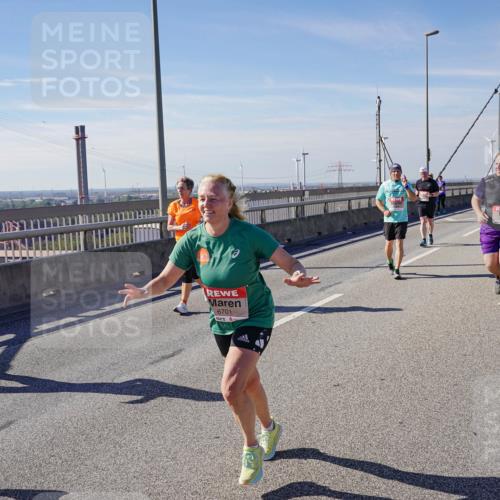 03.10.2025 - Köhlbrandbrückenlauf Michael Burmester http://msf.ph/oto/9113076 03.10.2025 12:54:58 Position 2 5099, 6701 meine-sportfotos.de