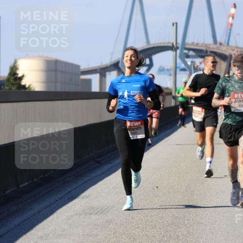03.10.2025 - Köhlbrandbrückenlauf Strokosch-Dieckow http://msf.ph/oto/9113077 03.10.2025 12:42:54 Position 3 1410, 6480, 4001 meine-sportfotos.de