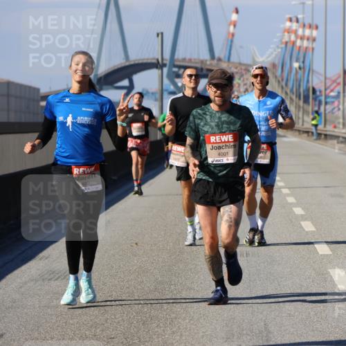 03.10.2025 - Köhlbrandbrückenlauf Strokosch-Dieckow http://msf.ph/oto/9113087 03.10.2025 12:42:55 Position 3 4001, 6410, 480 meine-sportfotos.de