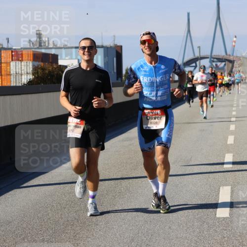 03.10.2025 - Köhlbrandbrückenlauf Strokosch-Dieckow http://msf.ph/oto/9113160 03.10.2025 12:43:00 Position 3 6410, 4028 meine-sportfotos.de