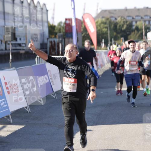 03.10.2025 - Köhlbrandbrückenlauf Jannik Wohlers http://msf.ph/oto/9113180 03.10.2025 13:31:44 Ziel 4415, 4416, 5057, 5171, 5463, 5817, 6072, 6103, 6297, 6452 meine-sportfotos.de