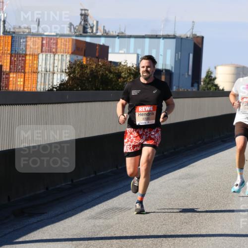 03.10.2025 - Köhlbrandbrückenlauf Strokosch-Dieckow http://msf.ph/oto/9113202 03.10.2025 12:43:04 Position 3 6100, 5966 meine-sportfotos.de