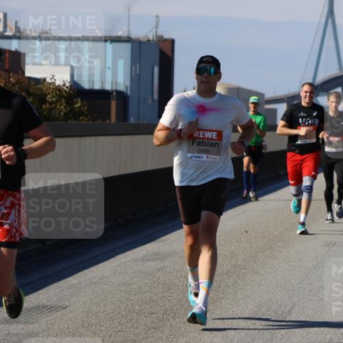 03.10.2025 - Köhlbrandbrückenlauf Strokosch-Dieckow http://msf.ph/oto/9113216 03.10.2025 12:43:05 Position 3 6100, 5966 meine-sportfotos.de