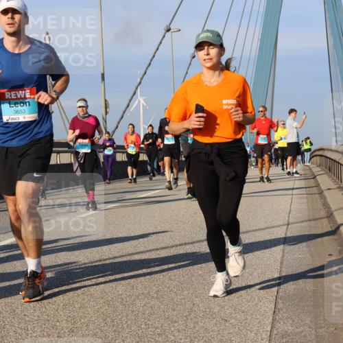 03.10.2025 - Köhlbrandbrückenlauf Strokosch-Dieckow http://msf.ph/oto/9113217 03.10.2025 09:47:13 Position 2 3653 meine-sportfotos.de