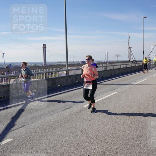 03.10.2025 - Köhlbrandbrückenlauf Michael Burmester http://msf.ph/oto/9113259 03.10.2025 12:55:04 Position 2  meine-sportfotos.de