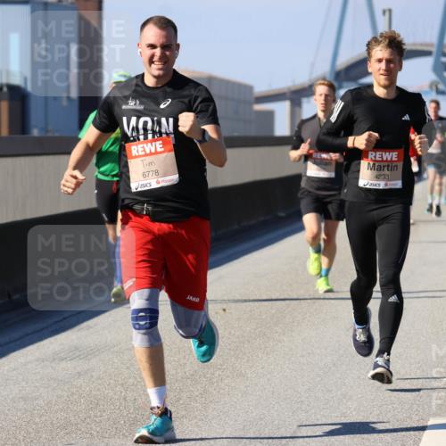 03.10.2025 - Köhlbrandbrückenlauf Strokosch-Dieckow http://msf.ph/oto/9113261 03.10.2025 12:43:08 Position 3 6778, 4233 meine-sportfotos.de