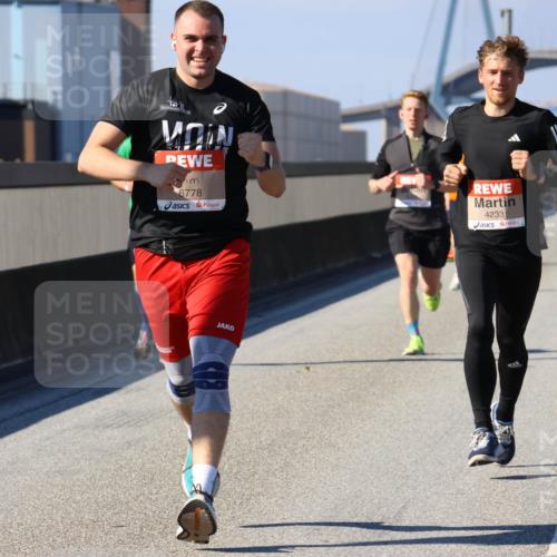 03.10.2025 - Köhlbrandbrückenlauf Strokosch-Dieckow http://msf.ph/oto/9113282 03.10.2025 12:43:09 Position 3 6778, 4233 meine-sportfotos.de
