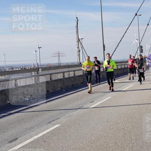03.10.2025 - Köhlbrandbrückenlauf Michael Burmester http://msf.ph/oto/9113289 03.10.2025 12:55:06 Position 2  meine-sportfotos.de