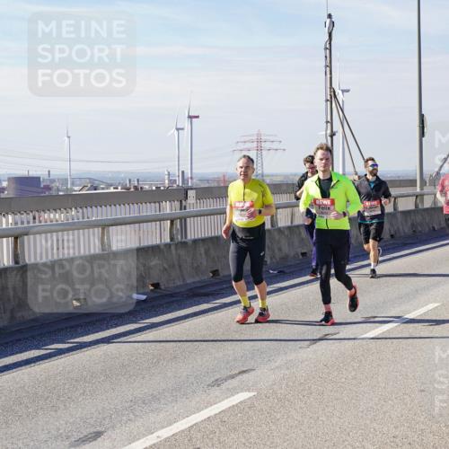 03.10.2025 - Köhlbrandbrückenlauf Michael Burmester http://msf.ph/oto/9113311 03.10.2025 12:55:08 Position 2  meine-sportfotos.de