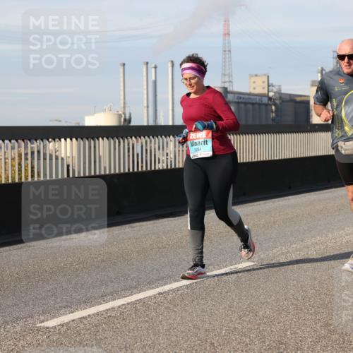 03.10.2025 - Köhlbrandbrückenlauf Lena Gebhardt http://msf.ph/oto/9113312 03.10.2025 10:16:54 Position 2 3284 meine-sportfotos.de