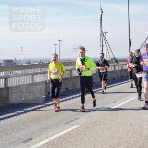 03.10.2025 - Köhlbrandbrückenlauf Michael Burmester http://msf.ph/oto/9113329 03.10.2025 12:55:08 Position 2  meine-sportfotos.de