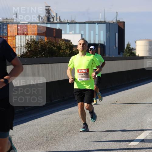 03.10.2025 - Köhlbrandbrückenlauf Strokosch-Dieckow http://msf.ph/oto/9113347 03.10.2025 12:43:23 Position 3 6762, 4096 meine-sportfotos.de
