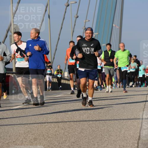 03.10.2025 - Köhlbrandbrückenlauf Strokosch-Dieckow http://msf.ph/oto/9113484 03.10.2025 09:47:45 Position 2 1642, 1151 meine-sportfotos.de