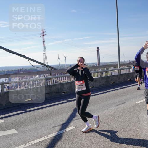 03.10.2025 - Köhlbrandbrückenlauf Michael Burmester http://msf.ph/oto/9113534 03.10.2025 12:55:17 Position 2 5291, 4204 meine-sportfotos.de