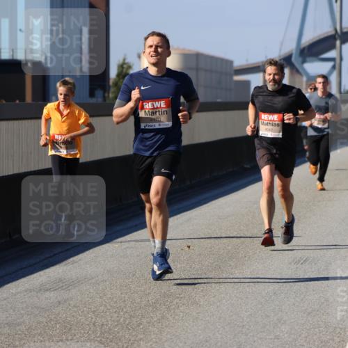 03.10.2025 - Köhlbrandbrückenlauf Strokosch-Dieckow http://msf.ph/oto/9113557 03.10.2025 12:43:41 Position 3 4170, 4042 meine-sportfotos.de