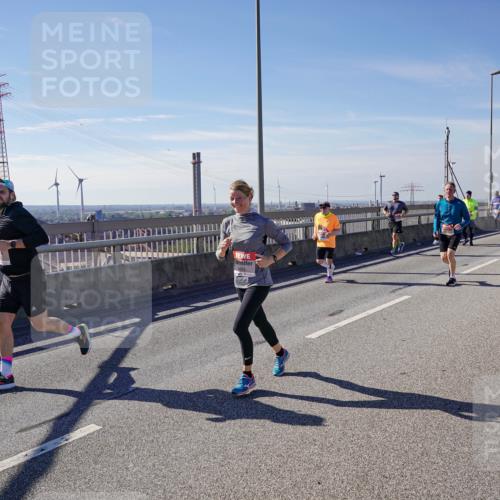 03.10.2025 - Köhlbrandbrückenlauf Michael Burmester http://msf.ph/oto/9113569 03.10.2025 12:55:19 Position 2  meine-sportfotos.de