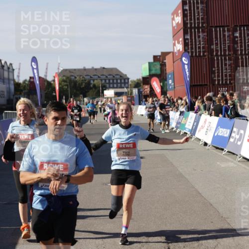 03.10.2025 - Köhlbrandbrückenlauf Jannik Wohlers http://msf.ph/oto/9113577 03.10.2025 13:31:52 Ziel 4415, 4416, 4842, 4902, 4935, 5267, 5463, 5817, 6103, 6297, 6452, 6736 meine-sportfotos.de