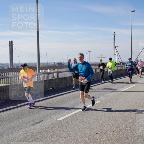 03.10.2025 - Köhlbrandbrückenlauf Michael Burmester http://msf.ph/oto/9113578 03.10.2025 12:55:20 Position 2  meine-sportfotos.de